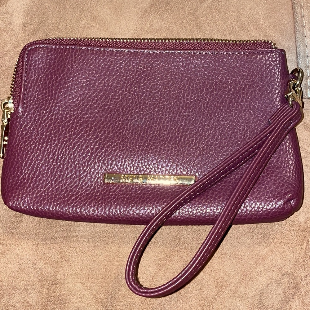 Steve Madden wristlet